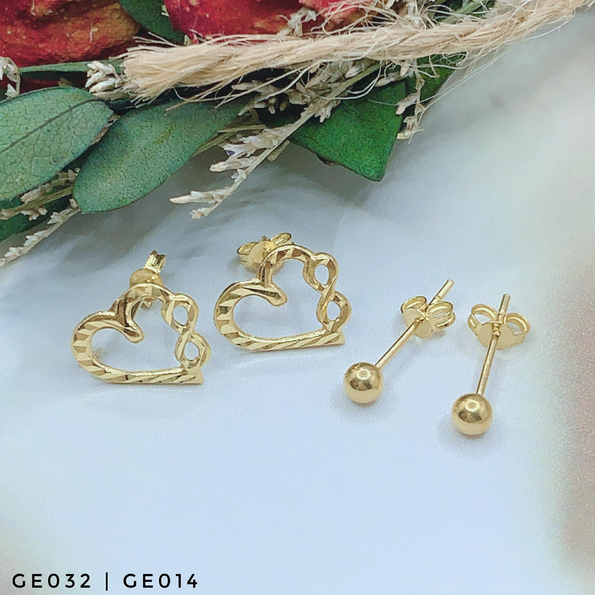 B1T1 18K 
HEART INFINITY STUF EARINGS GE032
BALL STUD EARRINGS GE014

PRICE SET
PHP-5950
USD - $100

FREE SHIPPING 
FREE BOX

Note : WESOLD PER PIECE NOT PER GRAM

